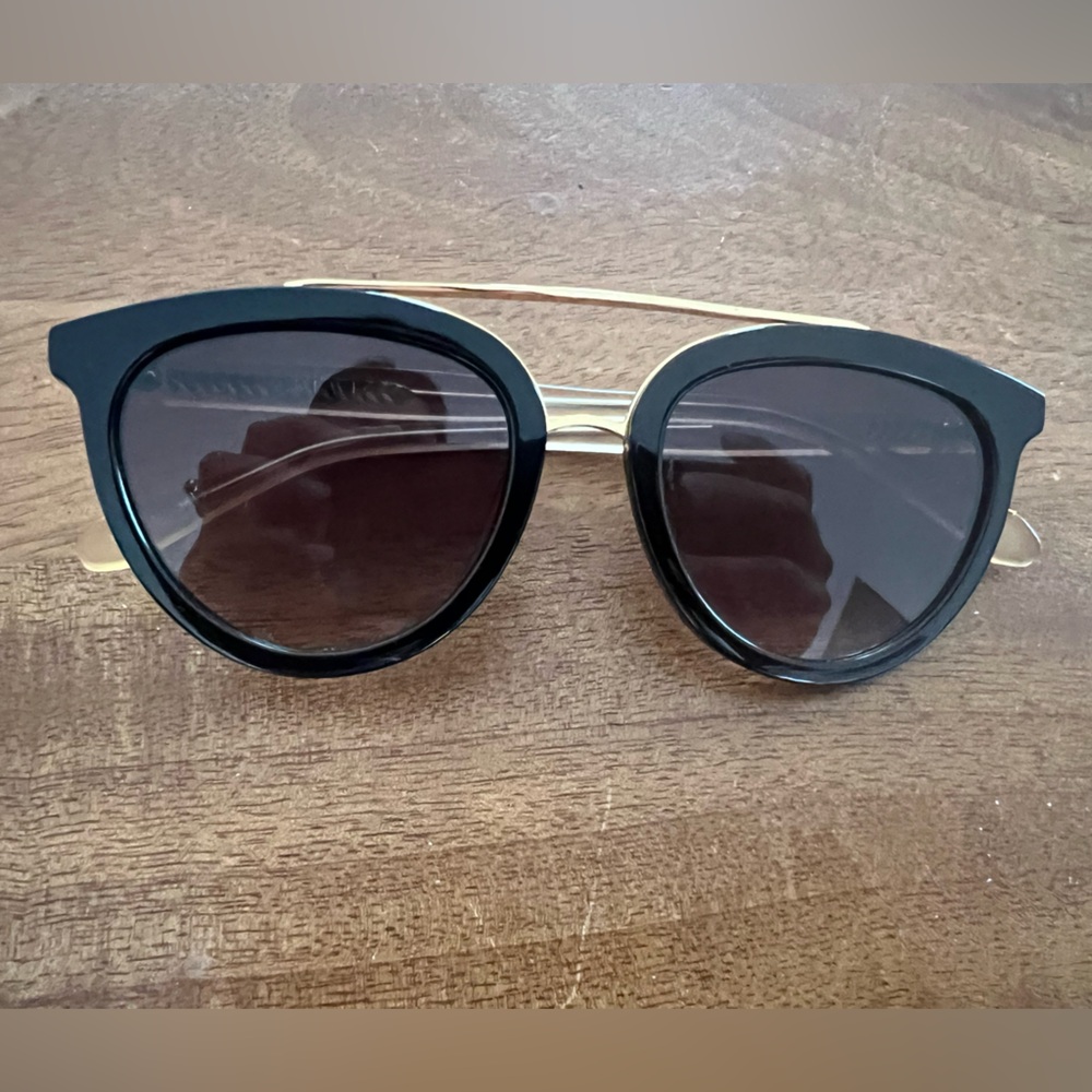 KREWE Clio Sunglasses